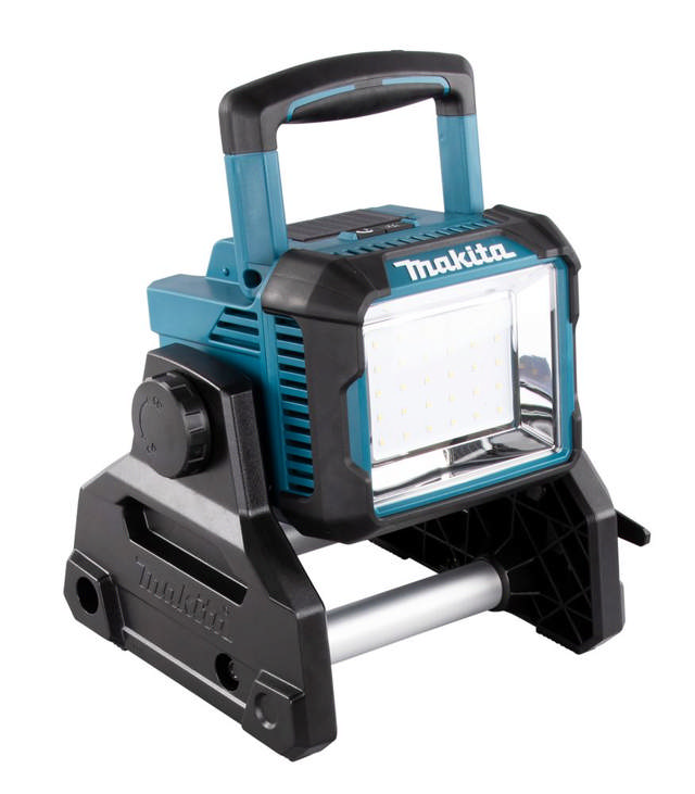 ARBEIDSLAMPE 18V 3000LM DML811