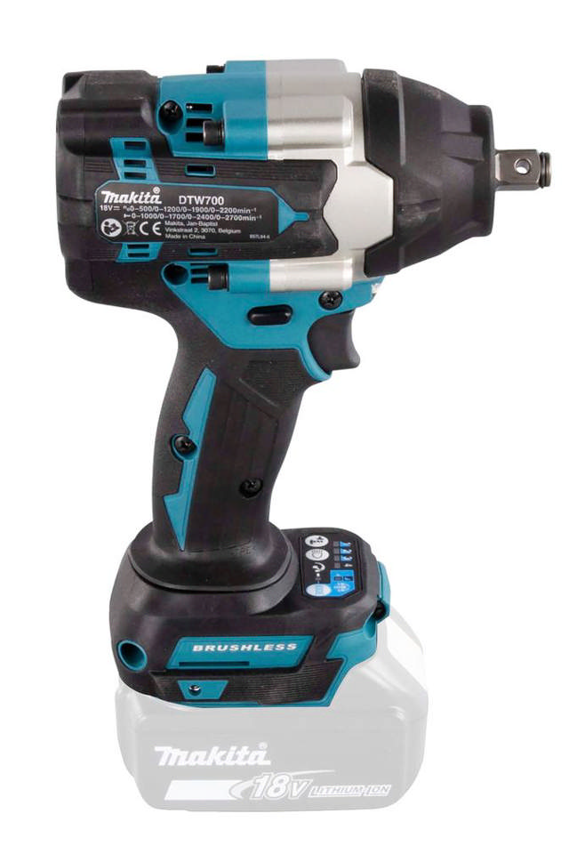MUTTERTREKKER 18V DTW700Z 1/2